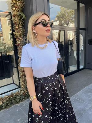 Beyaz Bisiklet Yaka Tshirt