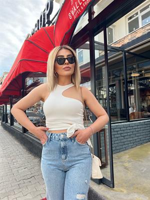 Beyaz Çiftkat Kumaş Likralı Bağlamalı Bluz