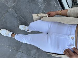 Beyaz Mom Jean