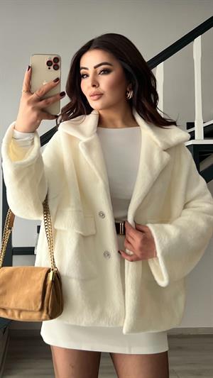 Beyaz Premium Peluş Mont