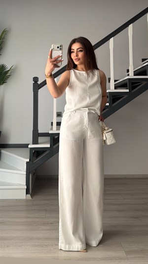 Beyaz Sırt Fermuarlı Bluz-Lastikili Pantolon Tencel Takım