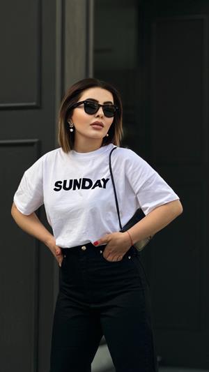 White Sunday Print T-shirt