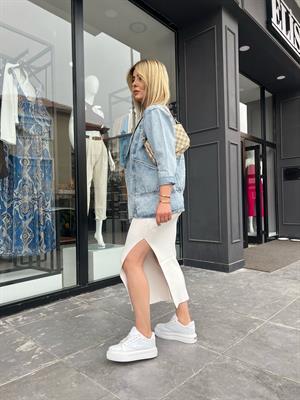 White Ribbed Skirt with Slit