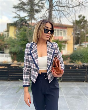 Biyeli Crop Ceket