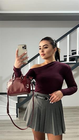 Bordo Omuz Detaylı Bluz 