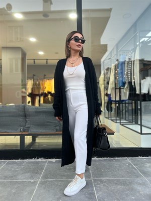 كارديجان ديلفين الأسود الطويل مع جيوب