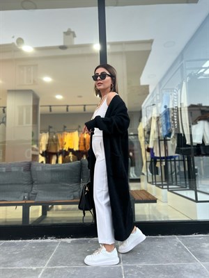 كارديجان ديلفين الأسود الطويل مع جيوب