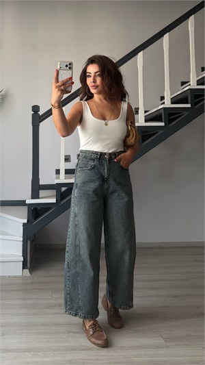 Ecru Bra-Free (Padded) Ribbed Tank Top