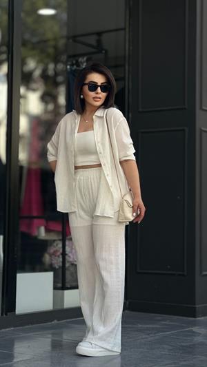 Off-white waffle half-sleeved shirt and trousers set