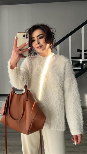 Ekru Oversize Peluş Kazak 