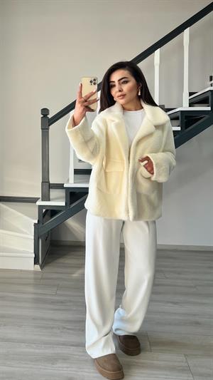 Off-white Premium Plush Fur with Large Pockets
