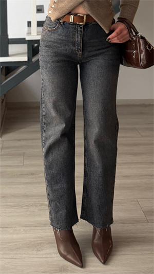 Eskitme Yıkamalı Süet Kemerli Straight Jean