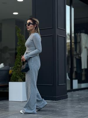 Gri Beli Lastikli Bol Paça Pantolonlu Crop Takım 