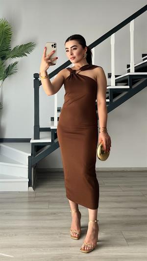 Coffee-colored midi dress with accessory details.