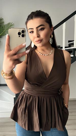 Kahve Kuşaklı Poplin Bluz 