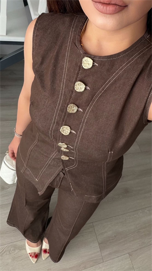 Kahve Likralı Gold Düğme Yelek-Pantolon Takım
