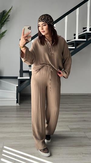 Kahve Polo Yaka Düğmeli Gömlek - Pantolon Keten Takım