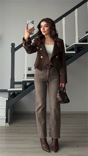 Kahve Tintli Kemerli Likralı Boy Fit Jean