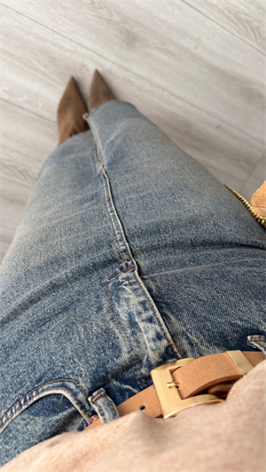 Kahve Tintli Kemerli Likralı Midi Denim Etek