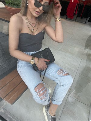 Kar Yıkama Yırtık Jean