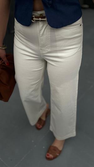 Kırık Beyaz Premium Geniş Paça Midi Pantolon 