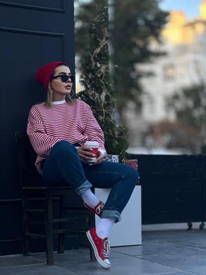 Kırmızı Çizgili Oversize Sweatshirt 