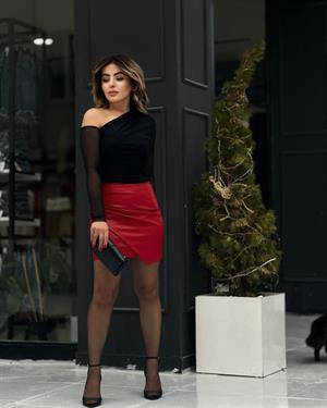 Kırmızı Mini Drapeli Deri Etek