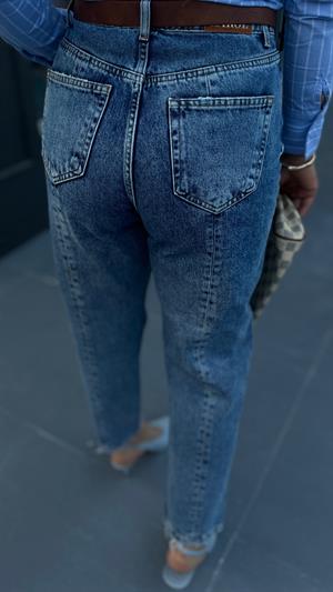 Koyu Mavi Arkası Boydan Pens Detaylı Slouchy Fit Jean