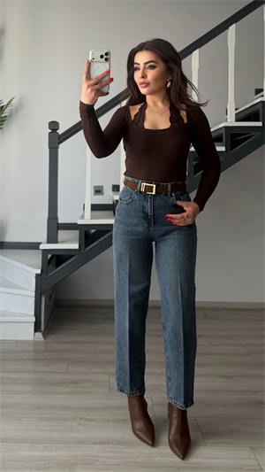 Dark Blue Belted Skater Jeans