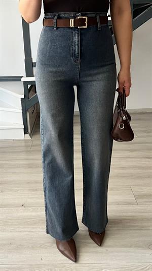 Koyu Mavi Yıkamalı Kemerli Likralı Straight Jean