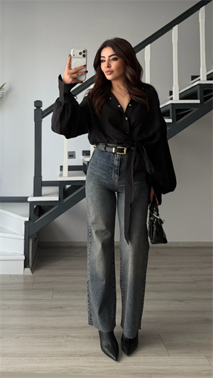 Koyu Mavi Yıkamalı Kemerli Straight Jean