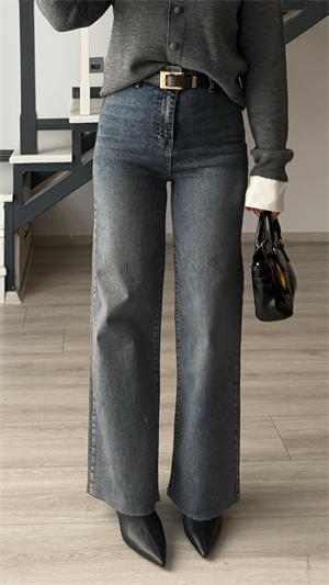 Koyu Mavi Yıkamalı Likralı Kemerli Straight Jean