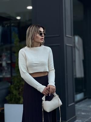 Cream Crop Sweater