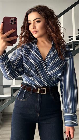 Lacivert Çizgili Kruvaze Bağlamalı Crop Gömlek