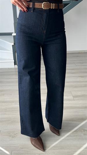 Lacivert Kemerli Paça Kesik Straight Jean