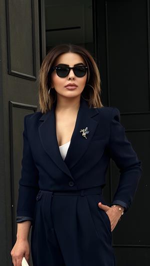 Lacivert Premium Astarlı Düğmeli Crop Ceket 