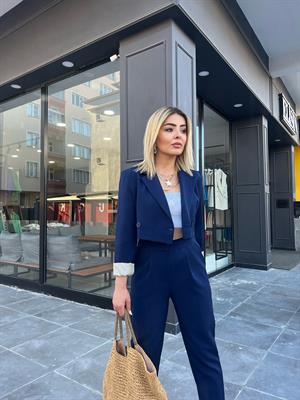 Lacivert Tek Düğmeli Crop Ceket
