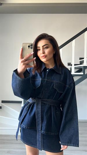 Marka Model Lacivert Belden Bağlamalı Çıtçıtlı Gömlek 