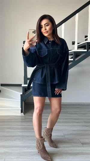 Marka Model Lacivert Belden Bağlamalı Çıtçıtlı Gömlek 