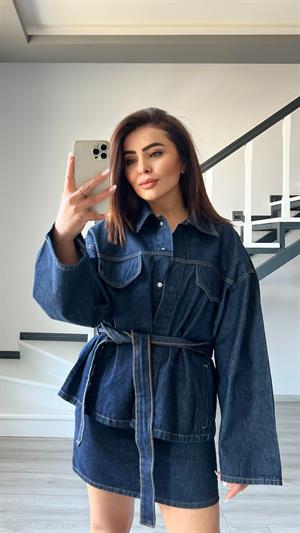 Marka Model Lacivert Belden Bağlamalı Çıtçıtlı Gömlek 