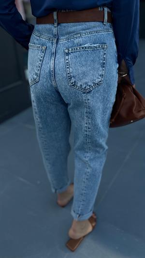 Mavi Arkası Boydan Pens Detaylı Slouchy Fit Jean 