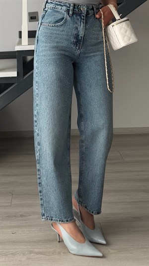 Mavi Minimal Taşlı Skater Jean