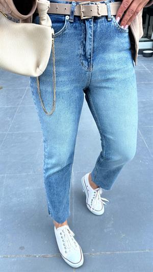 Mavi Yıkamalı Boy Fit Jean