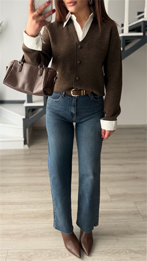 Mavi Yıkamalı Kemerli Straight Jean