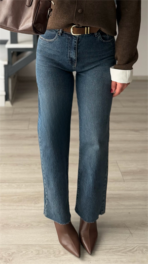 Mavi Yıkamalı Kemerli Straight Jean
