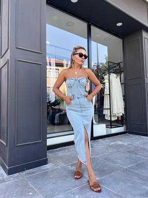 Önü Yırtmaçlı Straplez Denim Elbise