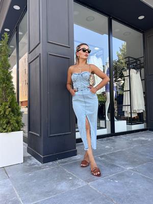Önü Yırtmaçlı Straplez Denim Elbise