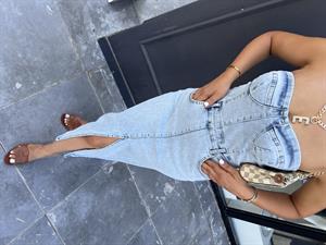 Önü Yırtmaçlı Straplez Denim Elbise