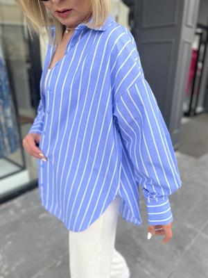 Oversize Mavi Beyaz Çizgili Gömlek