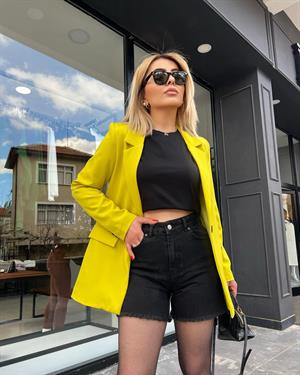 Paça Ucu Tüylü Siyah Şort 